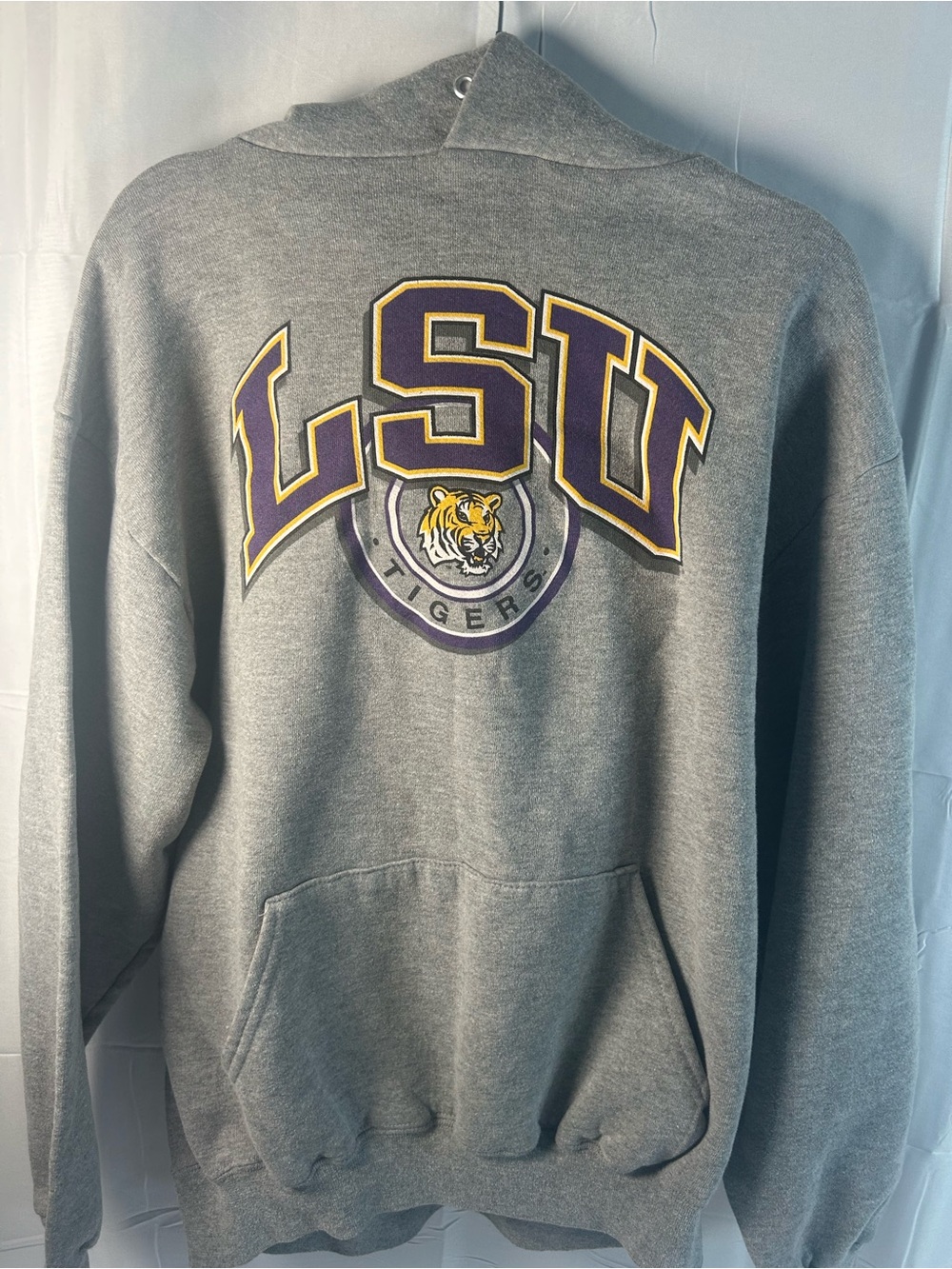 Gray LSU Tigers Crewneck Sweatshirt - Men's Classic Crew